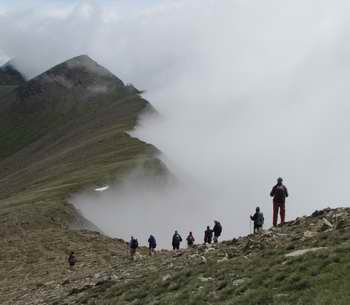 walking
along the ridge