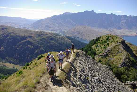 Walking the ridge to Ben Lomond