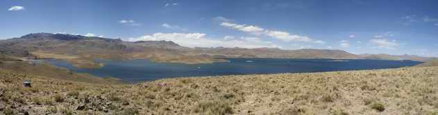 Laguna Lagunillas panorama