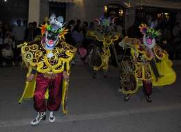 Students dancing in Puno