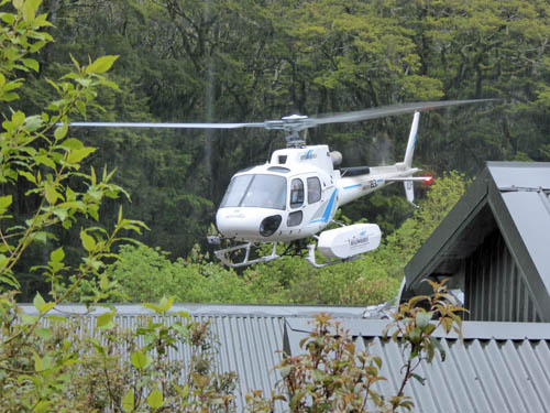 Helicopter leaves 