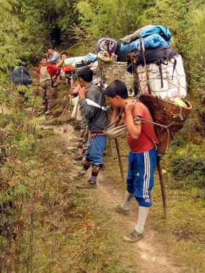 porters on the trail